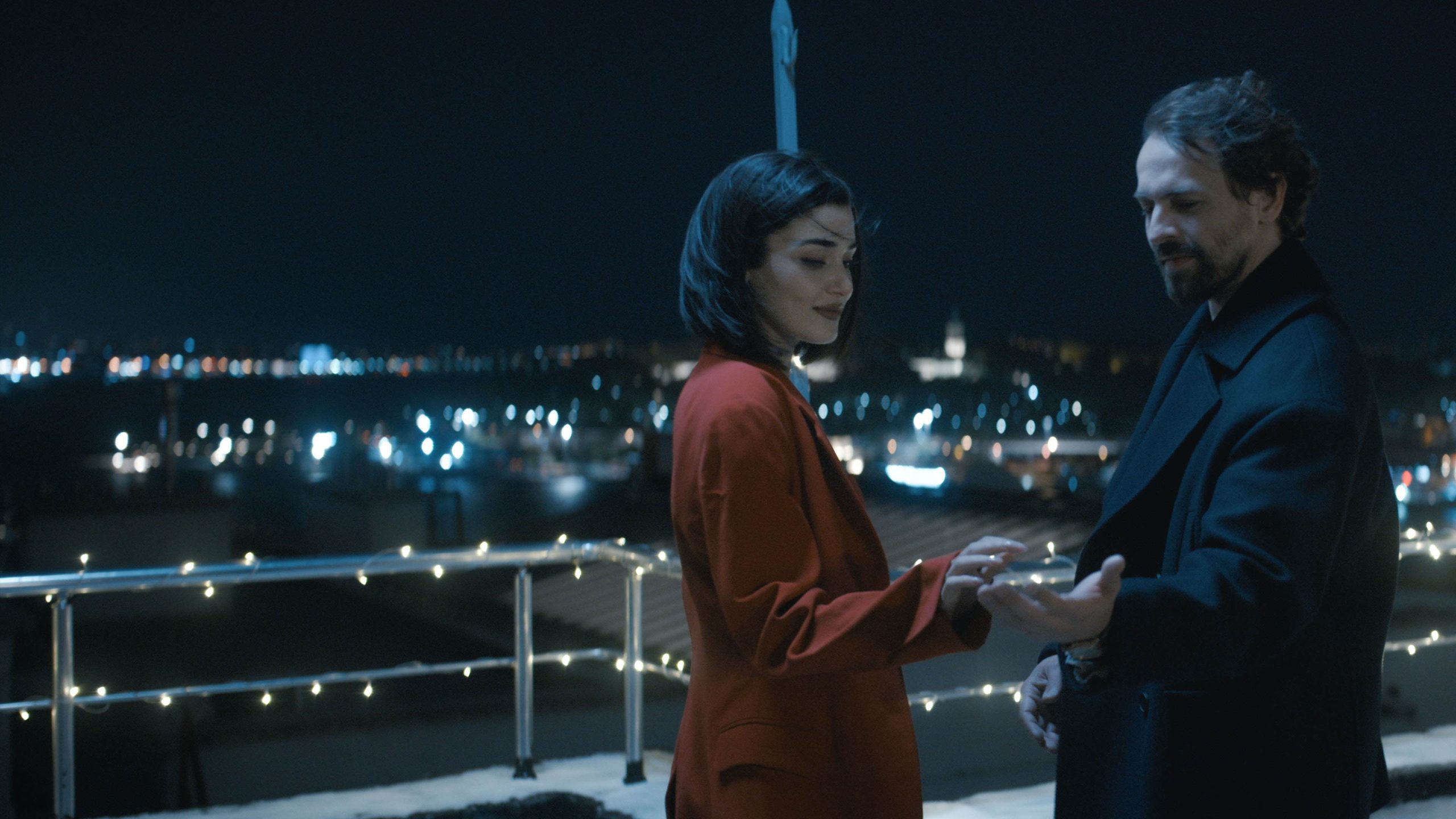 İzledim: İki Dünya Bir Dilek